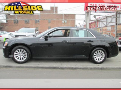 2013 Chrysler 300  Base