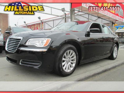 2013 Chrysler 300  Base