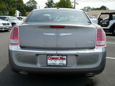 2012 Chrysler 300  Limited