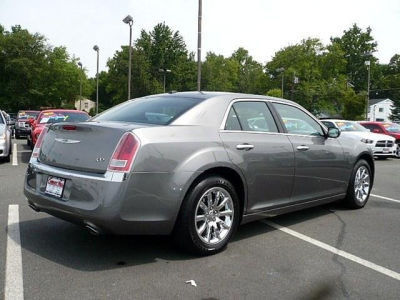 2012 Chrysler 300  Limited