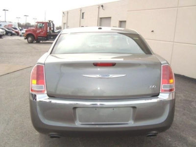 2012 Chrysler 300  Limited