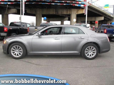 2012 Chrysler 300  Limited