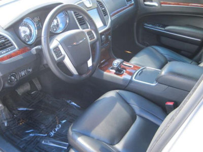 2012 Chrysler 300  Limited