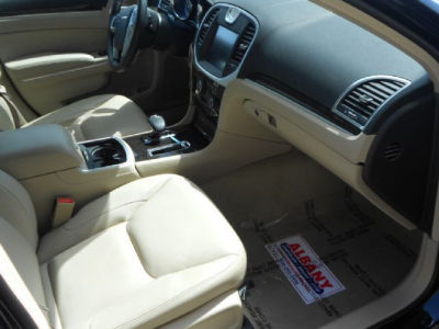 2012 Chrysler 300  Limited