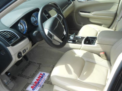 2012 Chrysler 300  Limited