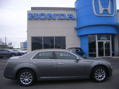 2012 Chrysler 300  Limited