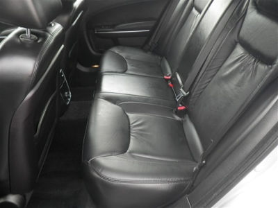 2011 Chrysler 300  Limited