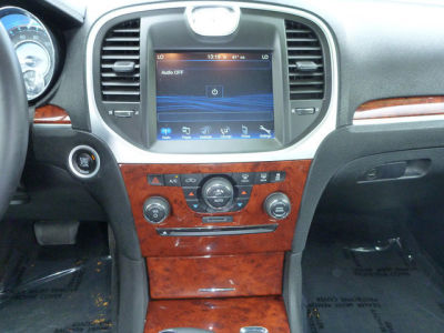 2012 Chrysler 300  Limited