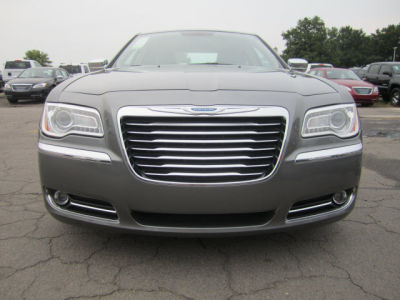2012 Chrysler 300  Limited