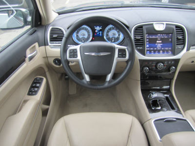 2012 Chrysler 300  Limited
