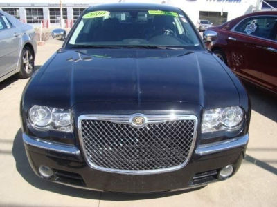 2010 Chrysler 300  300C Hemi Executive