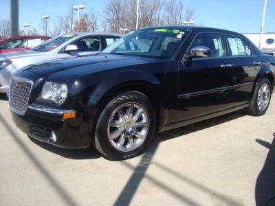 2010 Chrysler 300  300C Hemi Executive