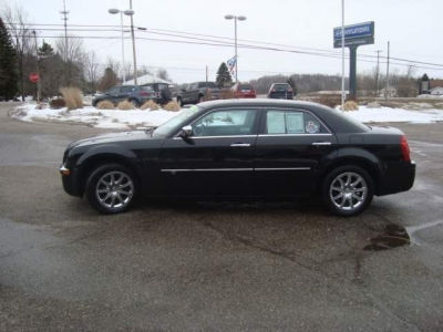 2010 Chrysler 300  300C Hemi Executive