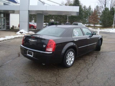 2010 Chrysler 300  300C Hemi Executive