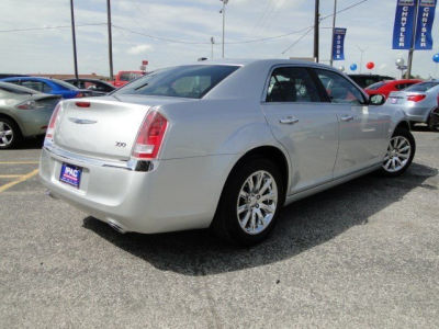 2012 Chrysler 300  Limited