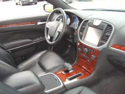 2012 Chrysler 300  Limited