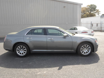 2012 Chrysler 300  Limited