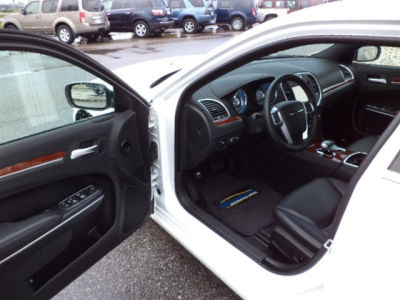 2013 Chrysler 300  Base