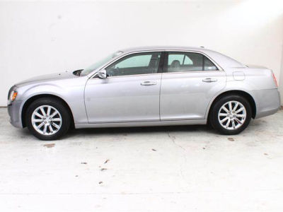 2011 Chrysler 300  Limited