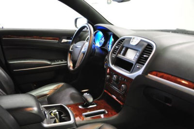 2012 Chrysler 300  Limited