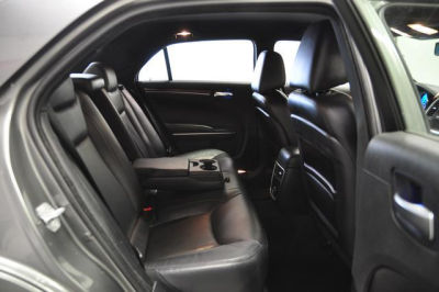 2012 Chrysler 300  Limited