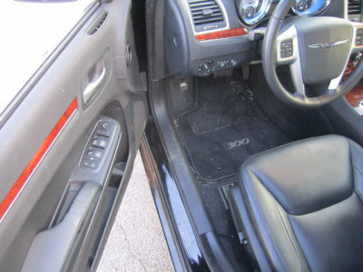 2012 Chrysler 300  Limited