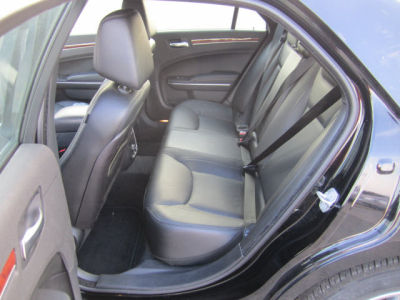 2012 Chrysler 300  Limited