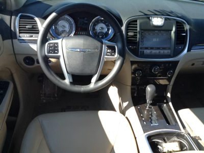 2011 Chrysler 300  Limited