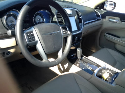 2011 Chrysler 300  Limited