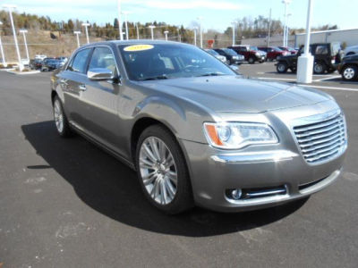 2012 Chrysler 300  Limited