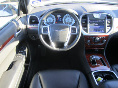 2012 Chrysler 300  Limited