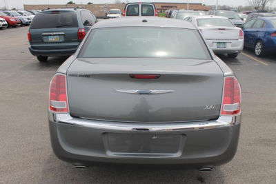 2011 Chrysler 300  Limited