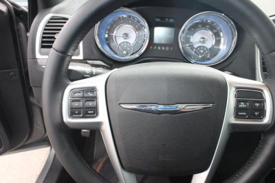 2011 Chrysler 300  Limited