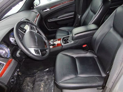 2012 Chrysler 300  Limited