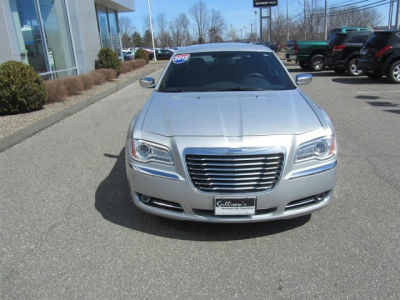 2012 Chrysler 300  Limited