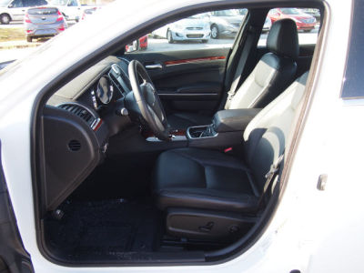 2013 Chrysler 300  Base