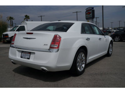 2012 Chrysler 300  Limited