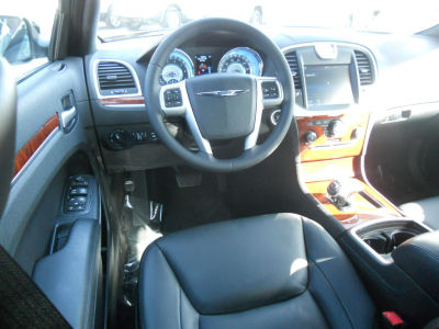 2013 Chrysler 300  Base