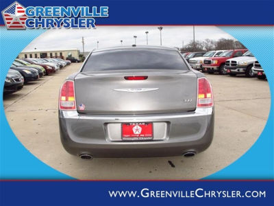 2011 Chrysler 300  Limited