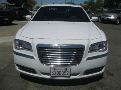 2013 Chrysler 300  Base