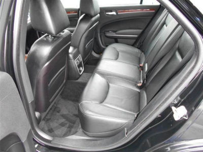 2012 Chrysler 300  Limited