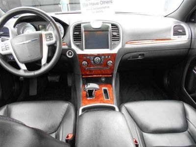 2012 Chrysler 300  Limited