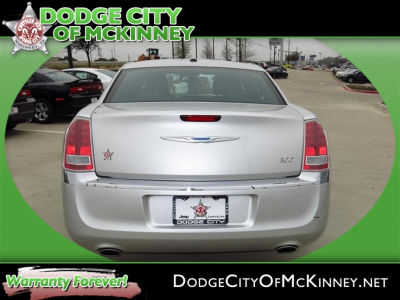 2012 Chrysler 300  Limited
