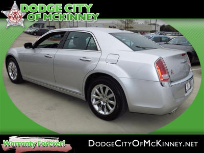 2012 Chrysler 300  Limited