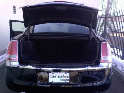 2012 Chrysler 300 Limited