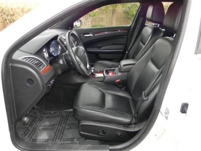 2012 Chrysler 300  Limited