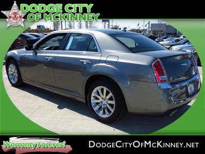 2012 Chrysler 300  Limited