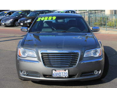 2012 Chrysler 300  Limited