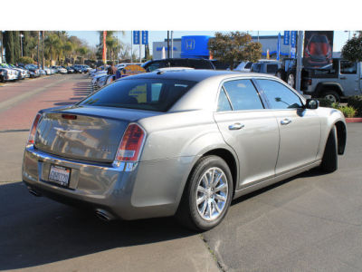 2012 Chrysler 300  Limited