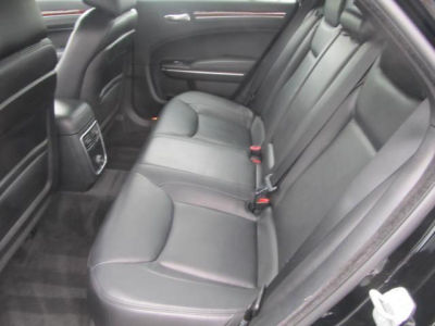 2012 Chrysler 300  Limited